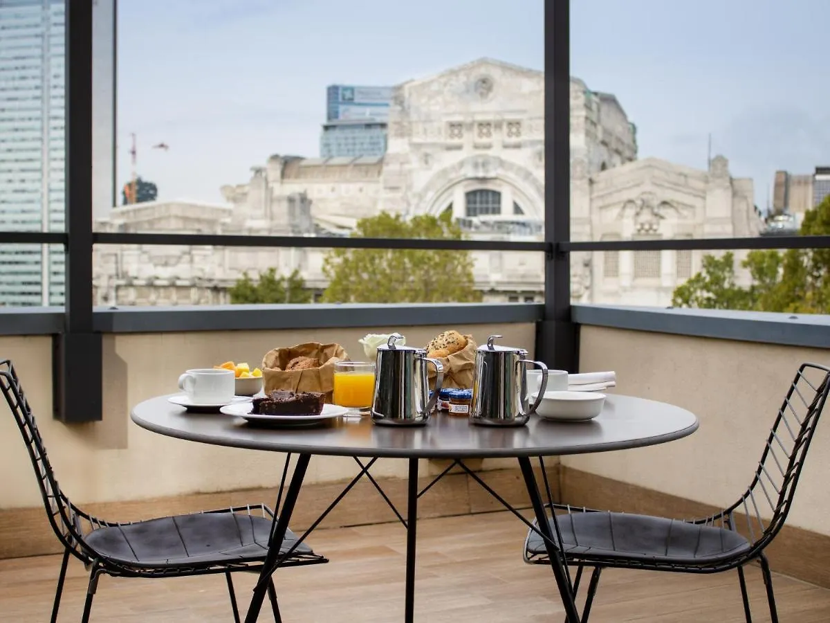 Starhotels Echo Milano İtalya