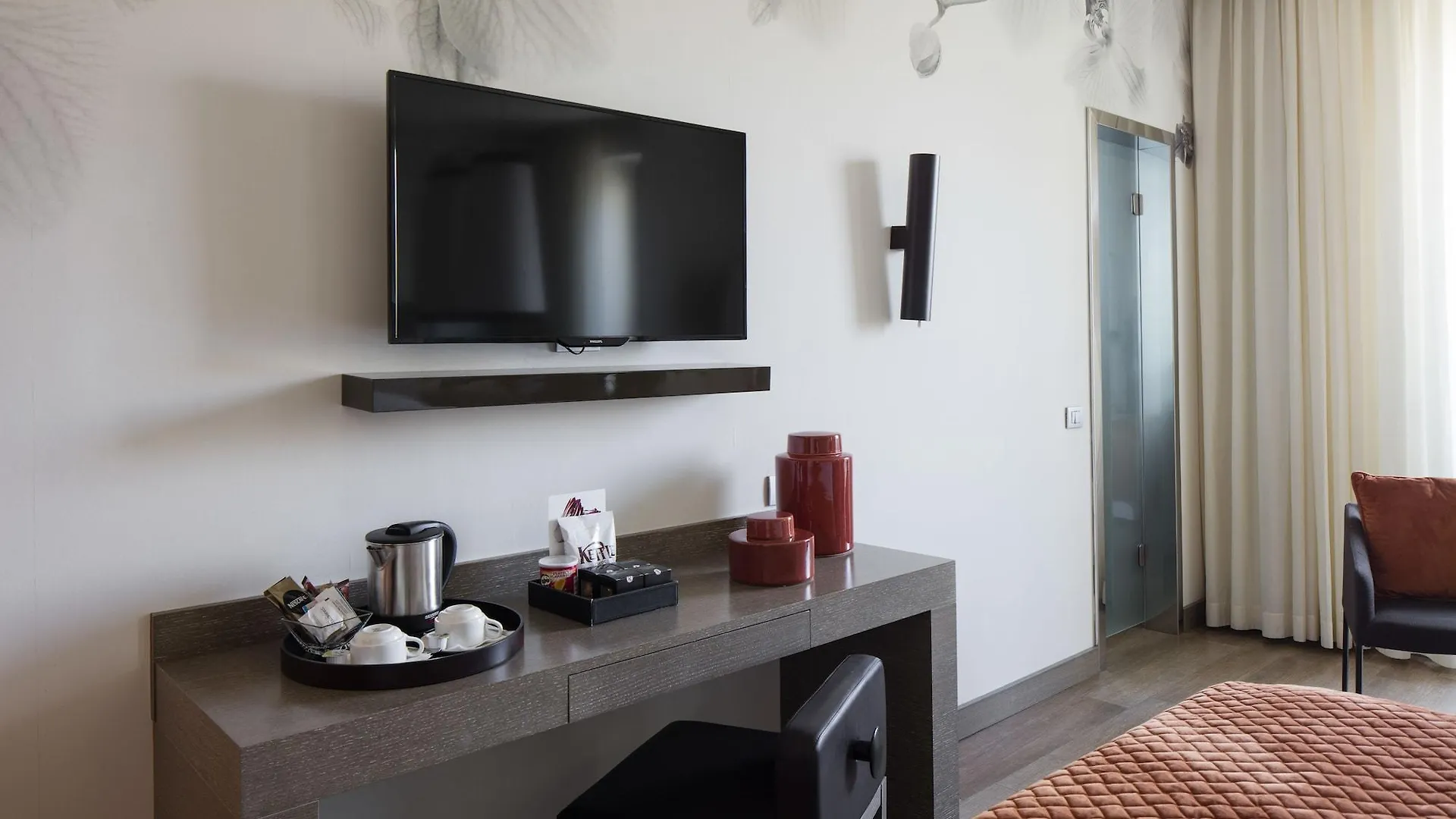 Starhotels Echo Милан
