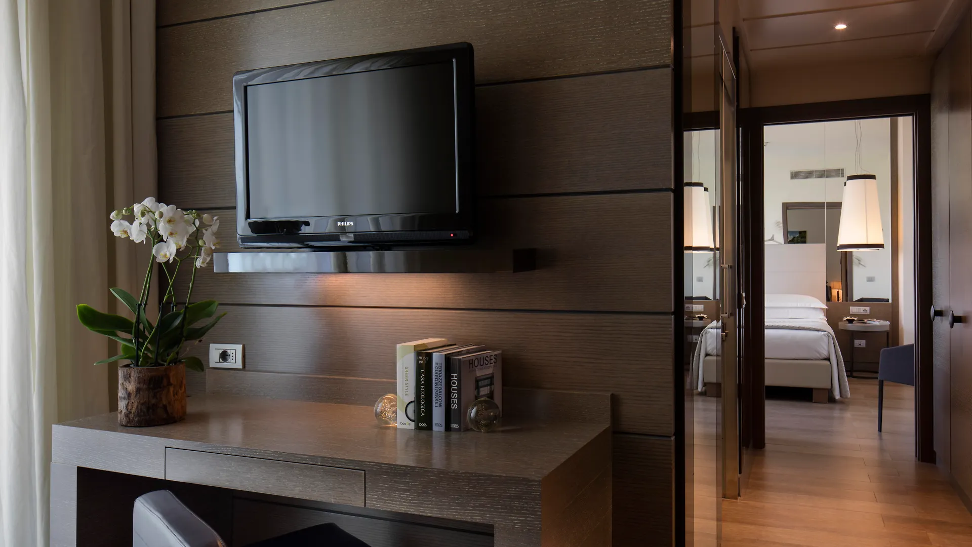 Starhotels Echo Милан 4*,