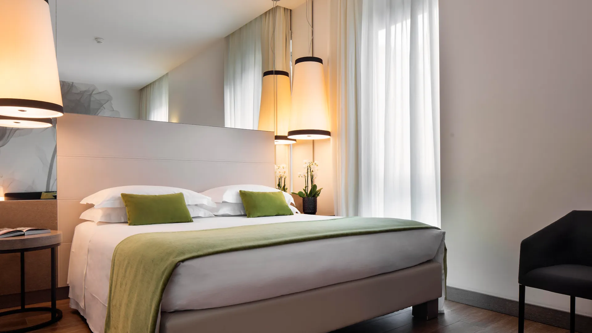 Starhotels Echo Милан 4*,  Италия