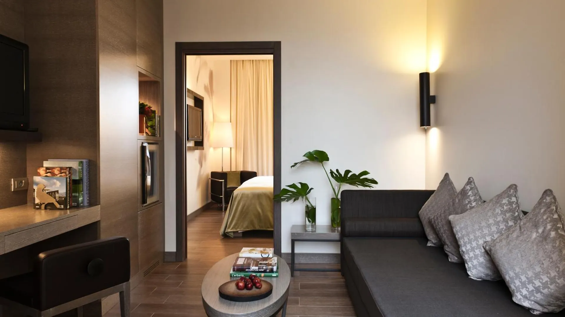 Starhotels Echo Milan 4*,  Italy